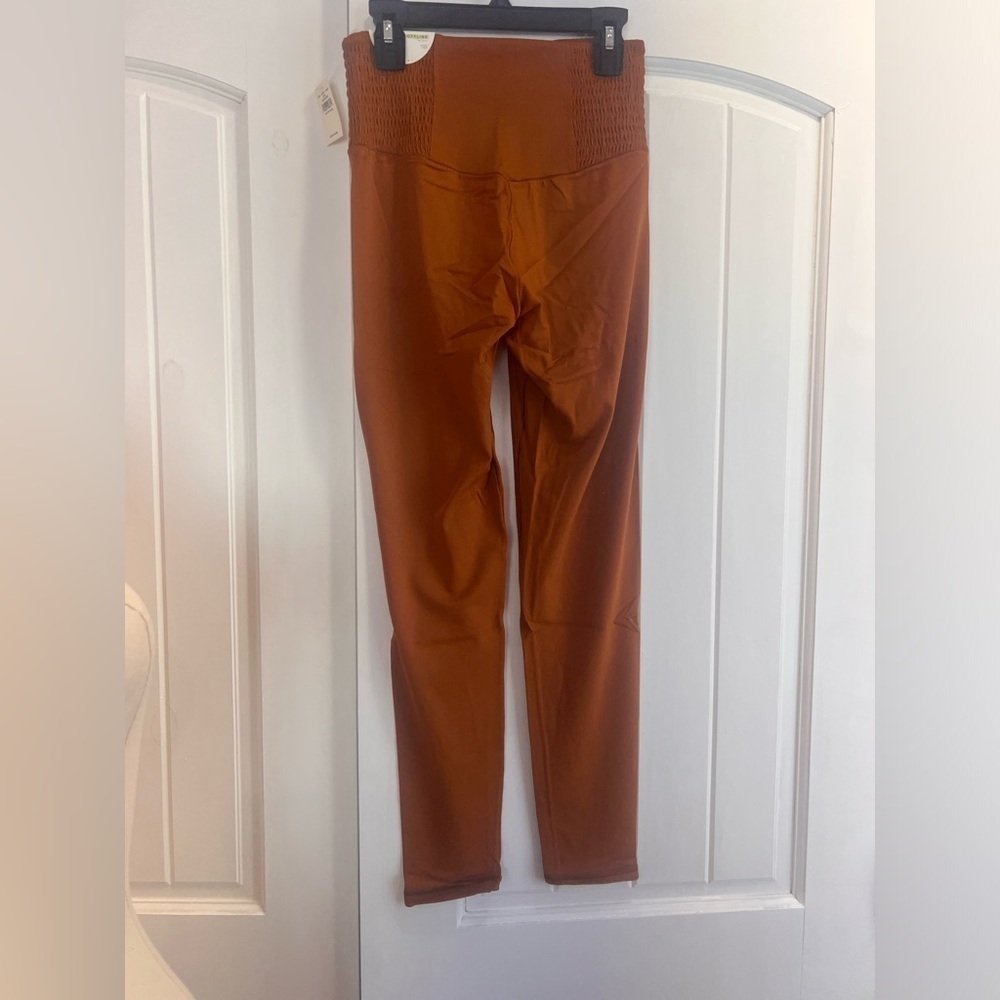 Aerie Offline Real Me 7/8 Legging Hi Rise Chestnut Brown Size Medium Long NWT - Picture 2 of 2